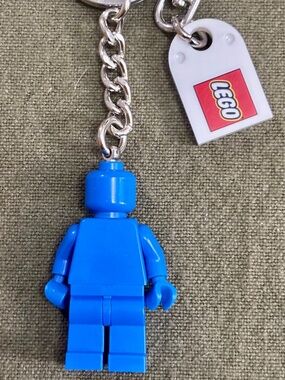 VIP Blue Minifigure Key Chain with LEGO Logo Tile EUC